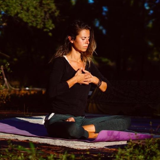 Da Vinci School - 4D Yoga retreat Portugal - meditation Diana